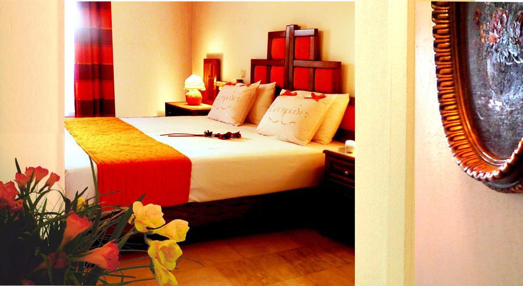Antirides Hotel 나오우사 외부 사진