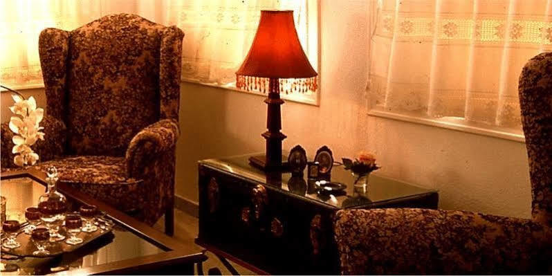 Antirides Hotel 나오우사 외부 사진