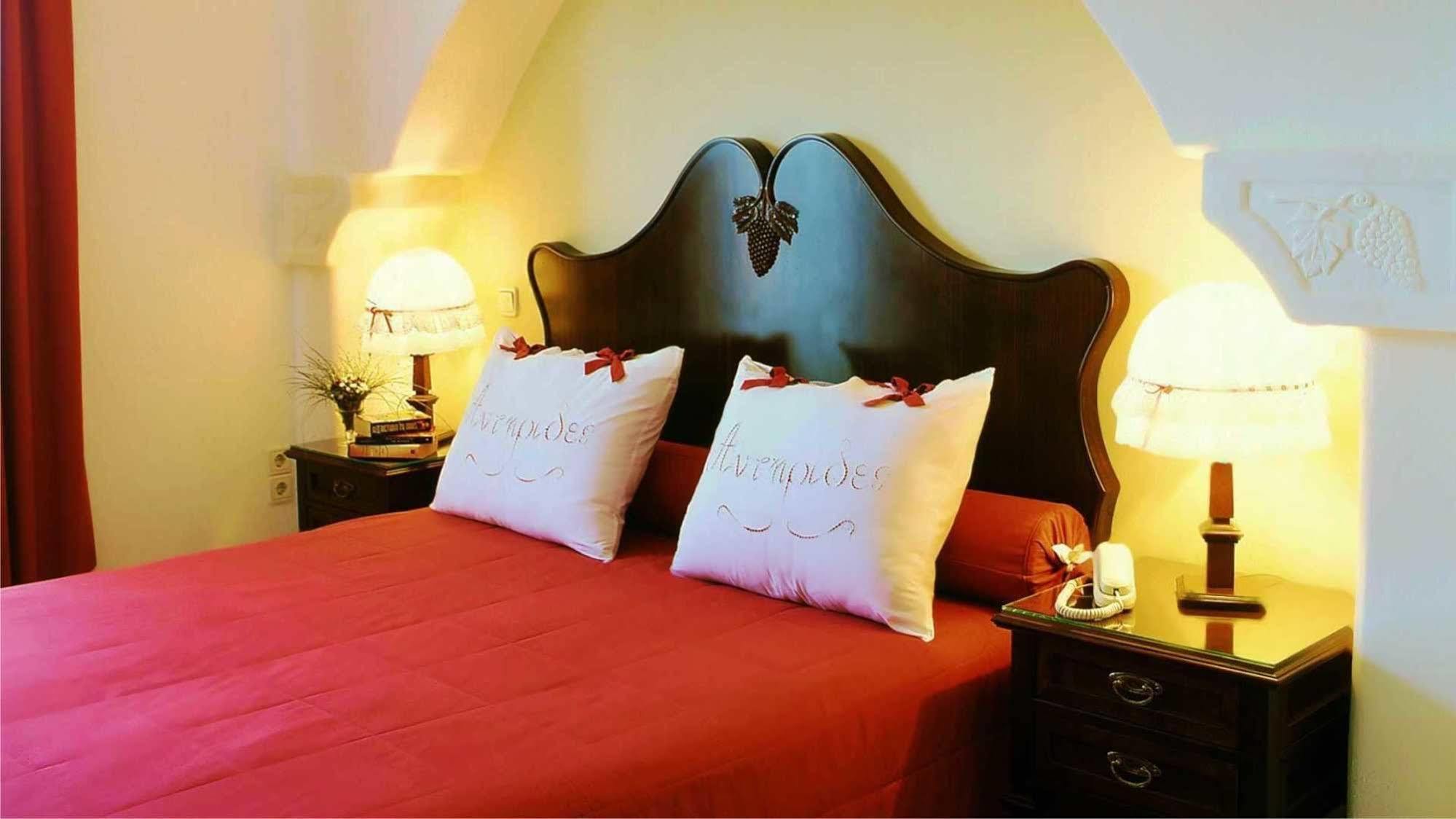 Antirides Hotel 나오우사 외부 사진